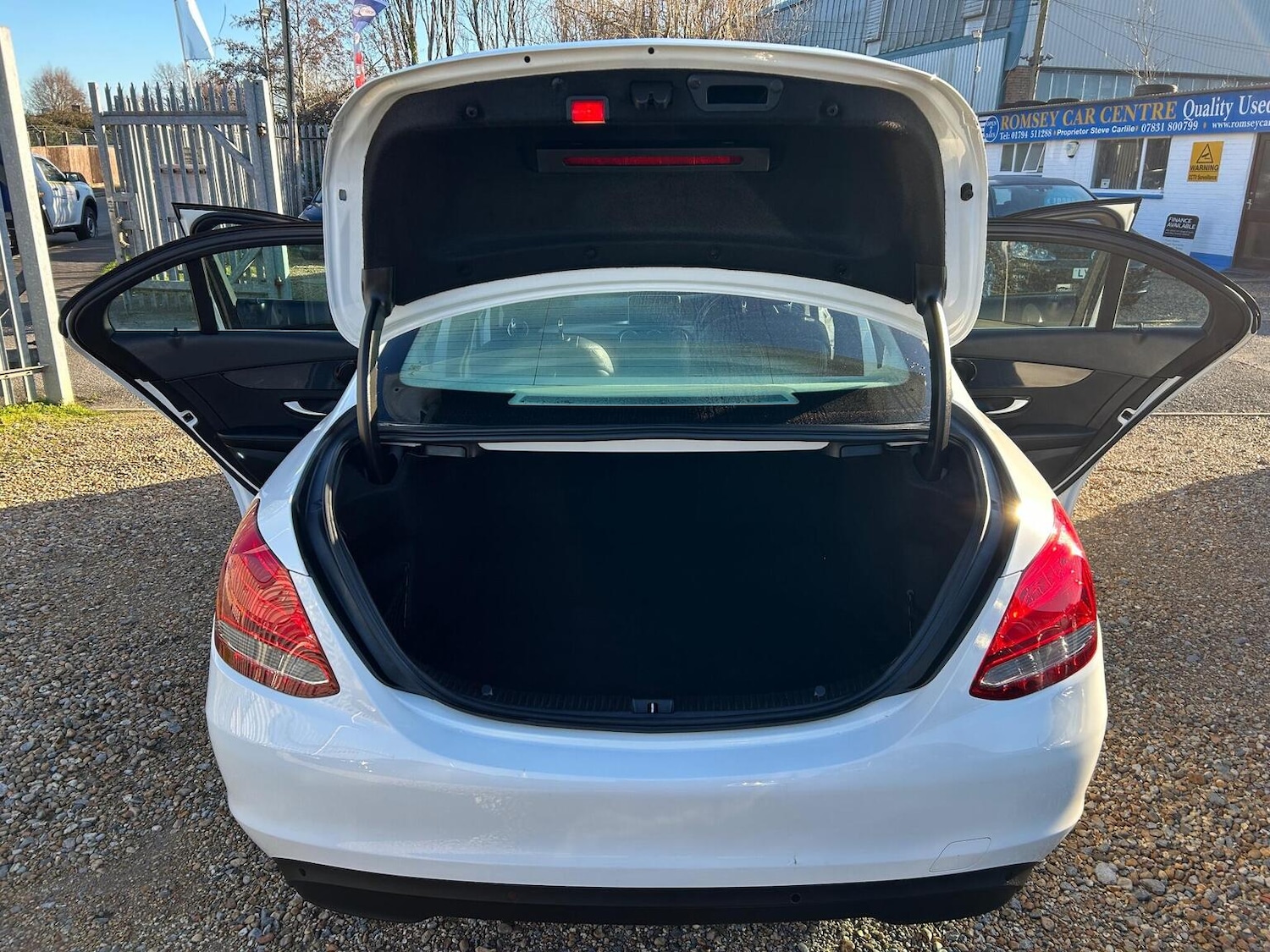 Used Mercedes-Benz C Class 2016 for sale - 77802352: Photo 16