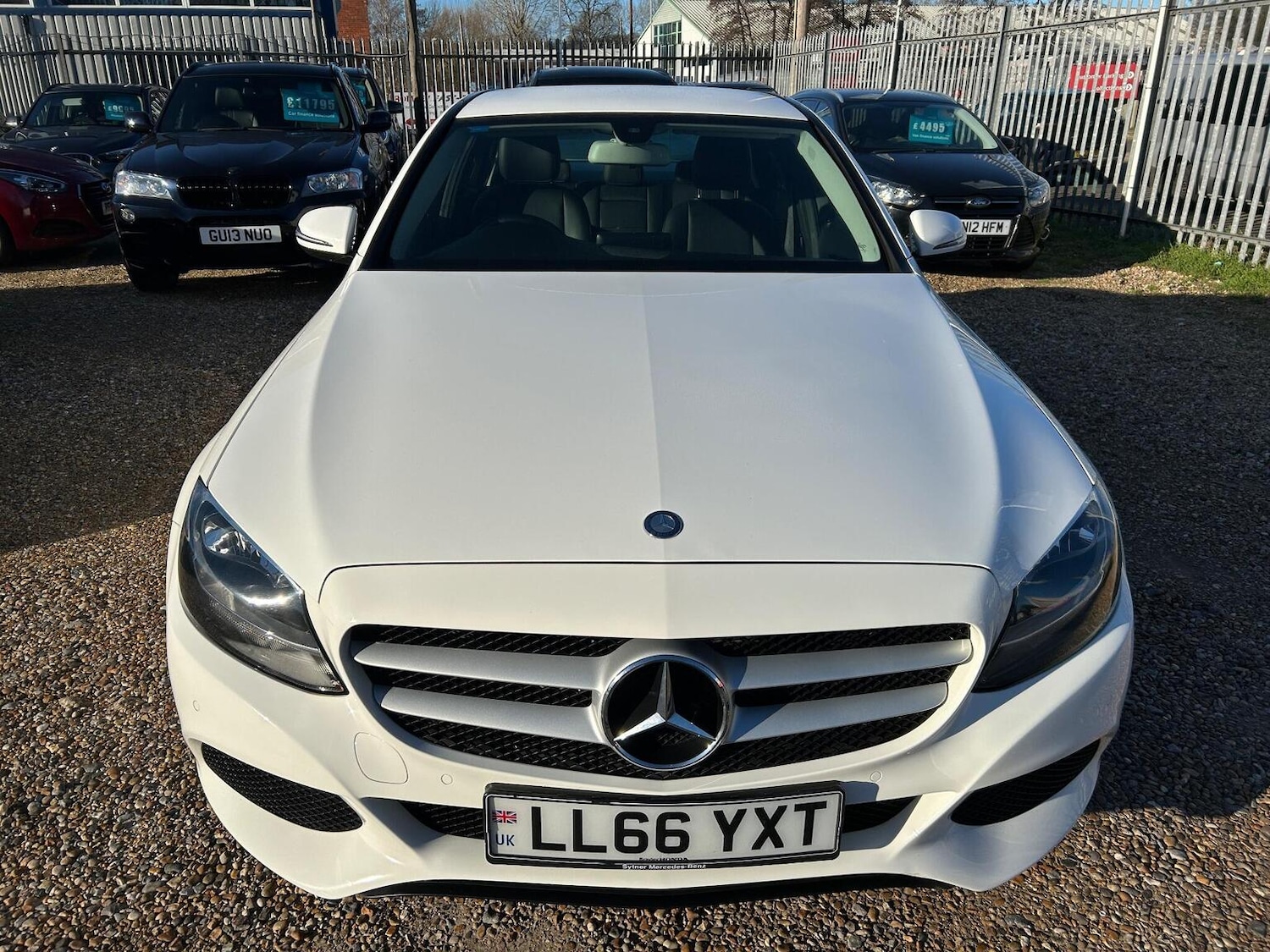 Used Mercedes-Benz C Class 2016 for sale - 77802352: Photo 2