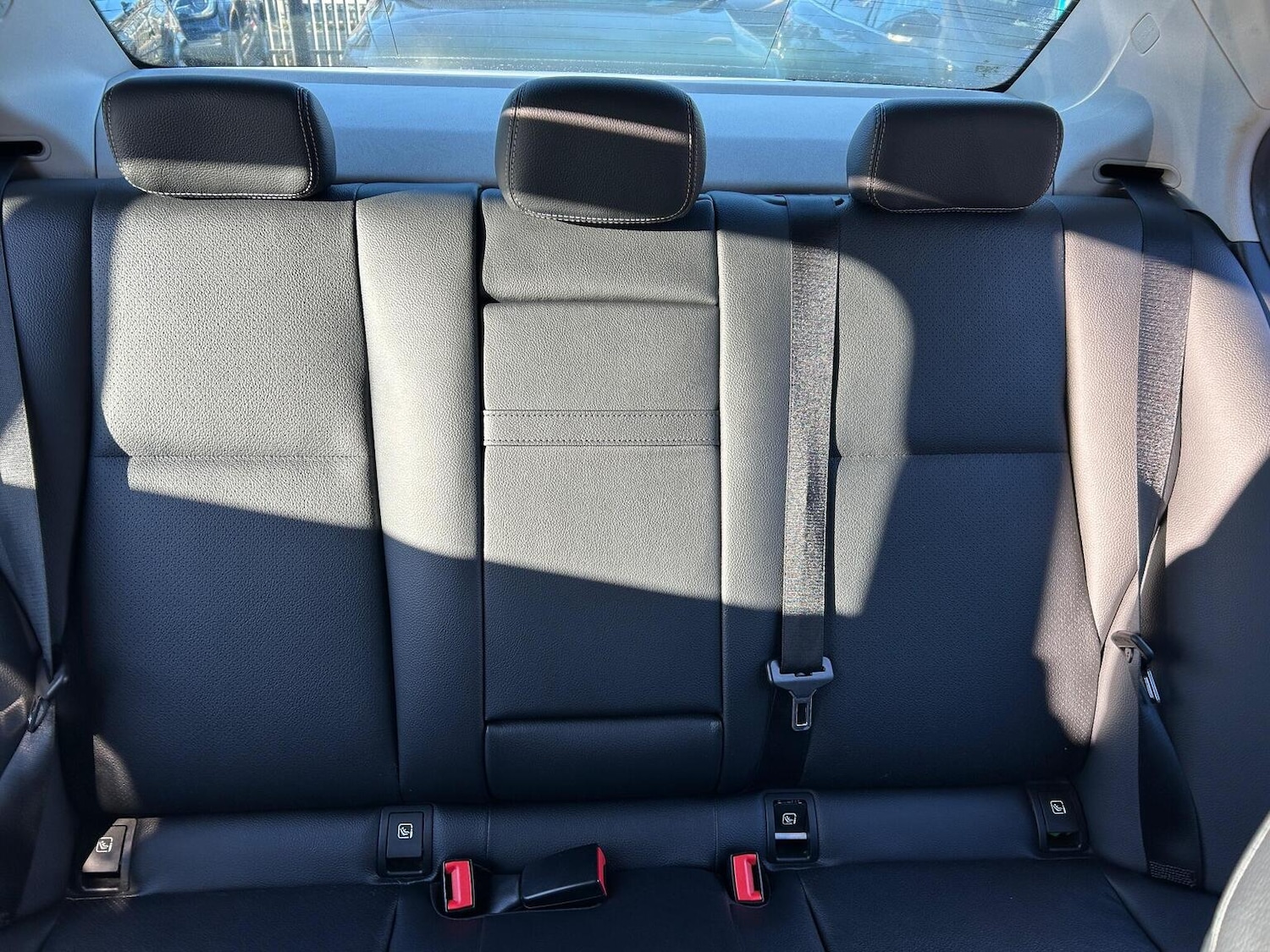 Used Mercedes-Benz C Class 2016 for sale - 77802352: Photo 25