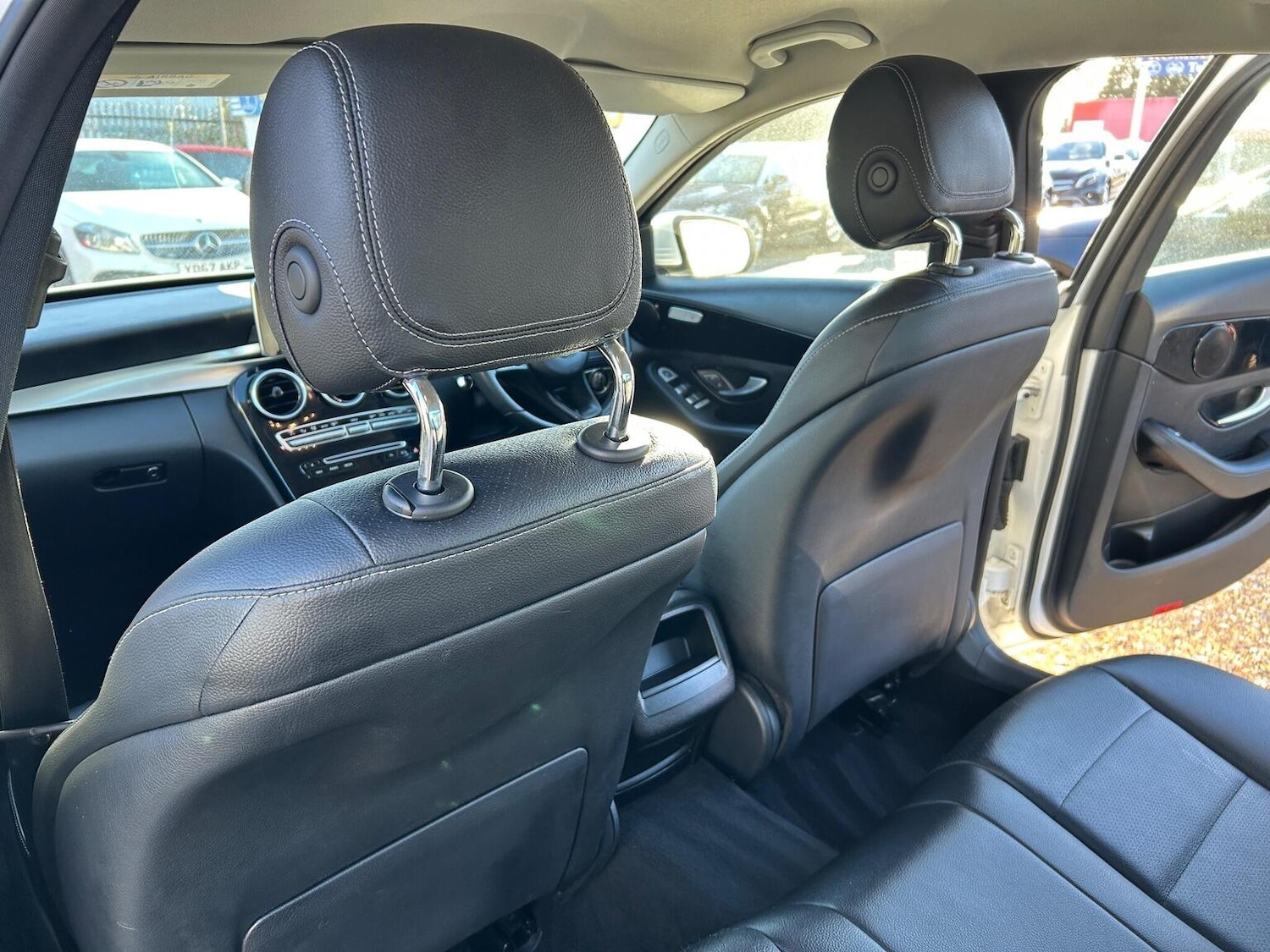 Used Mercedes-Benz C Class 2016 for sale - 77802352: Photo 27