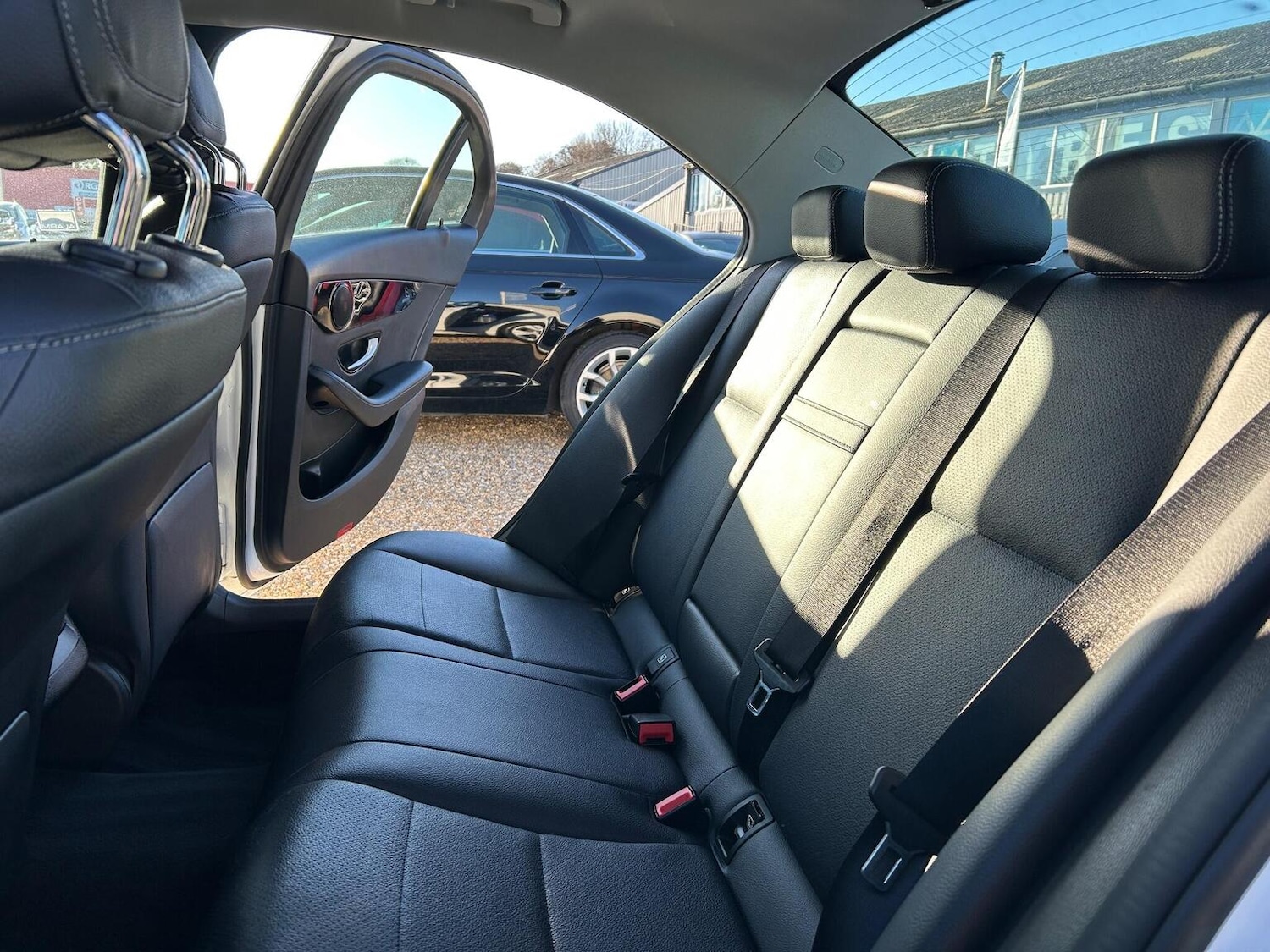 Used Mercedes-Benz C Class 2016 for sale - 77802352: Photo 29