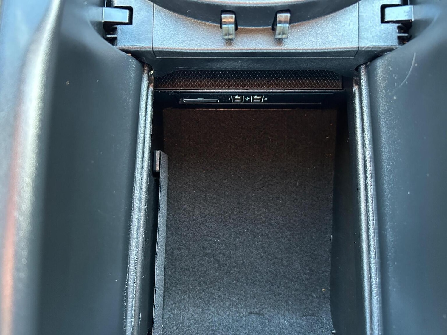 Used Mercedes-Benz C Class 2016 for sale - 77802352: Photo 39