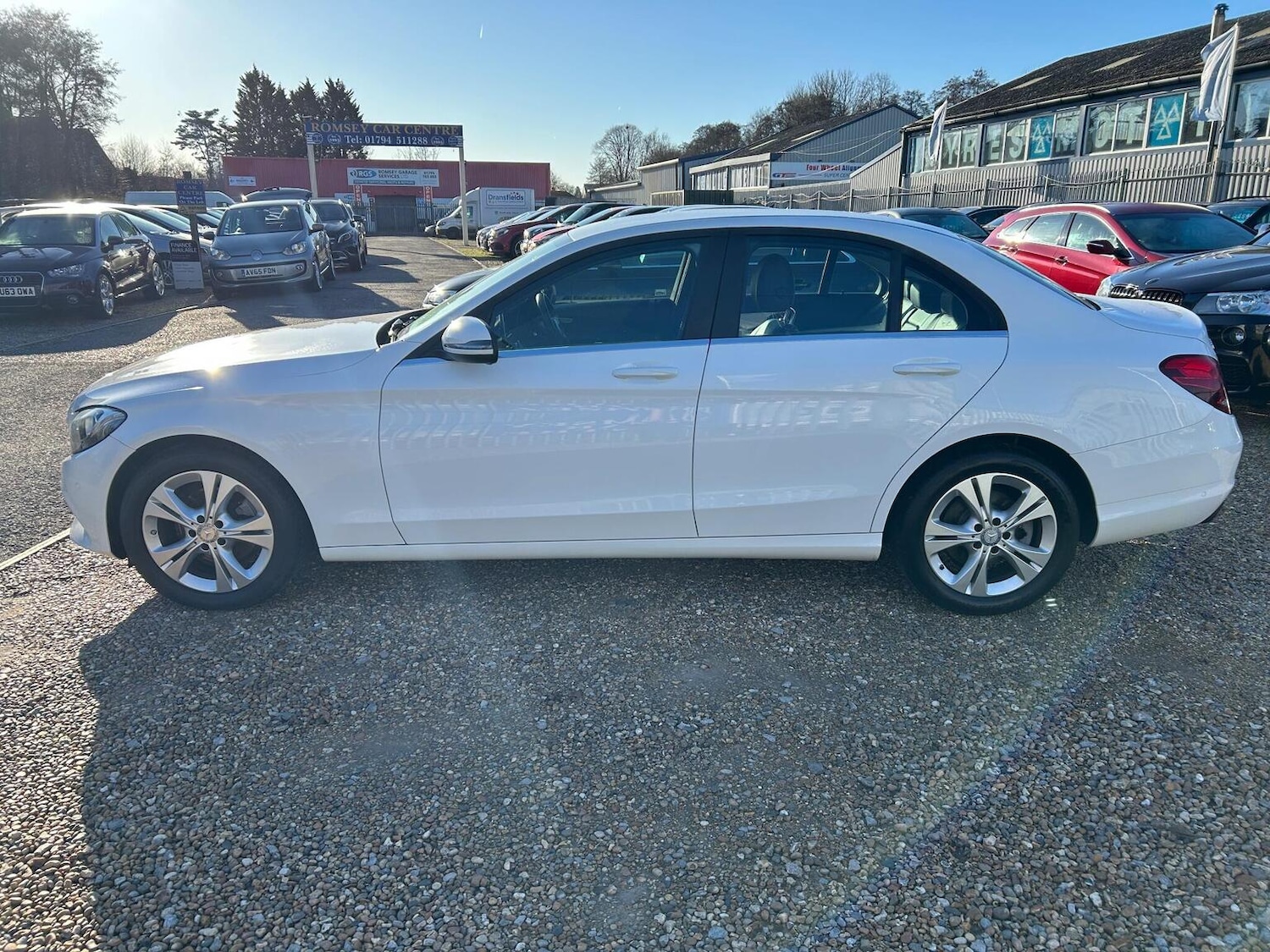 Used Mercedes-Benz C Class 2016 for sale - 77802352: Photo 4