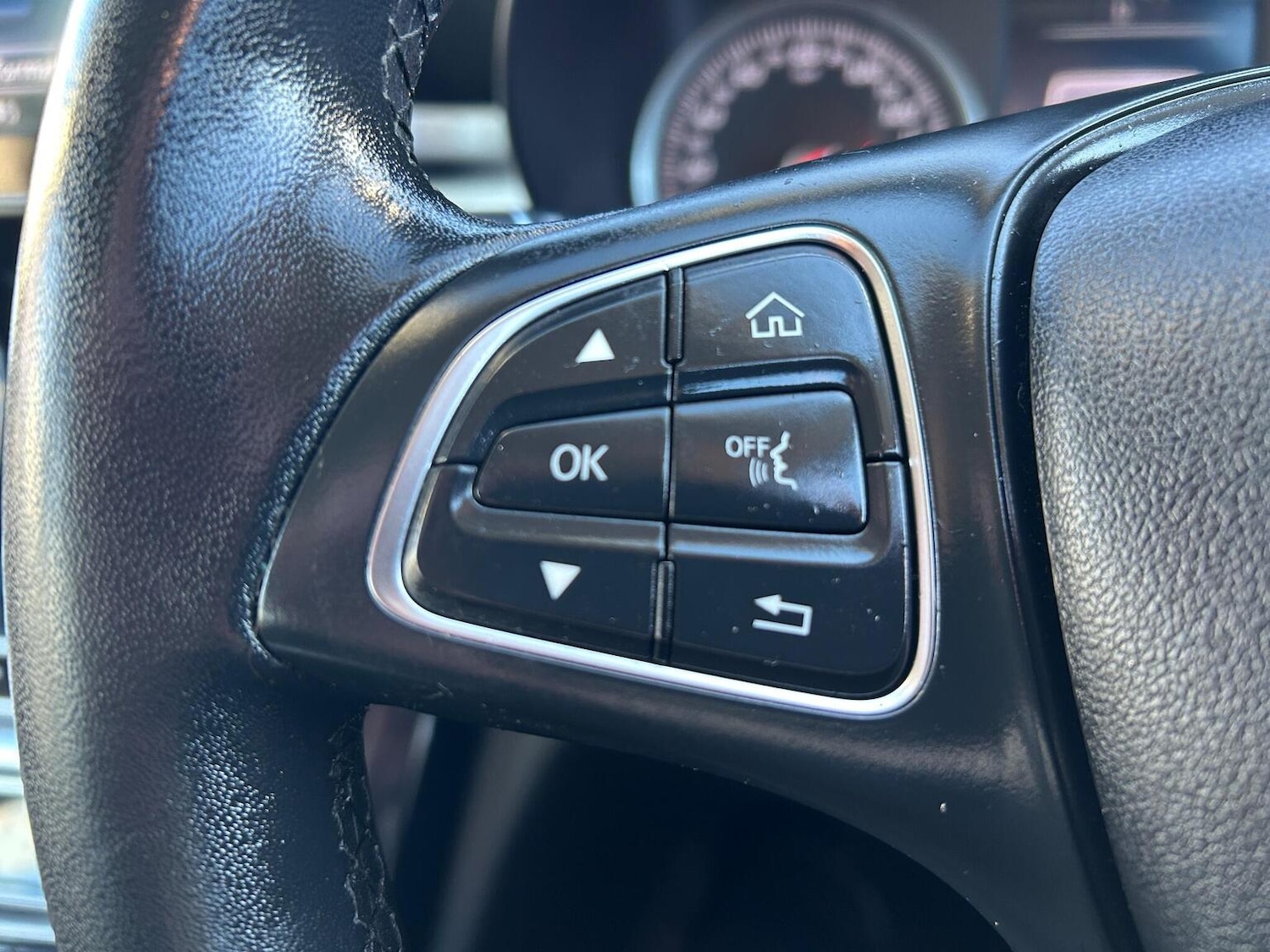 Used Mercedes-Benz C Class 2016 for sale - 77802352: Photo 40