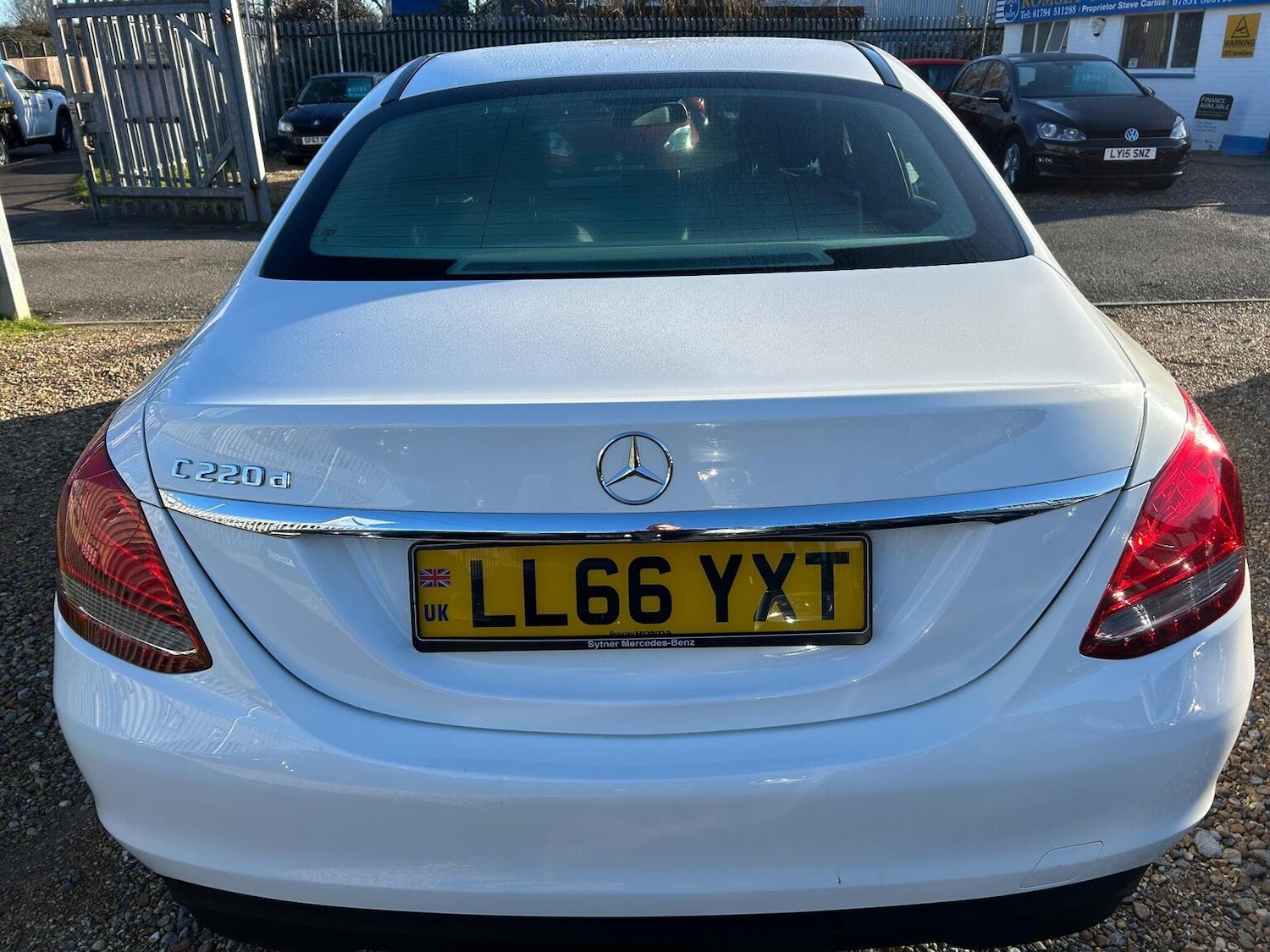 Used Mercedes-Benz C Class 2016 for sale - 77802352: Photo 6