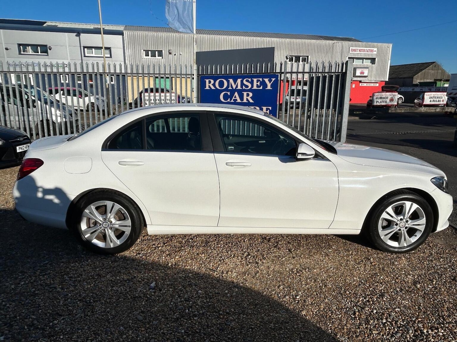 Used Mercedes-Benz C Class 2016 for sale - 77802352: Photo 8