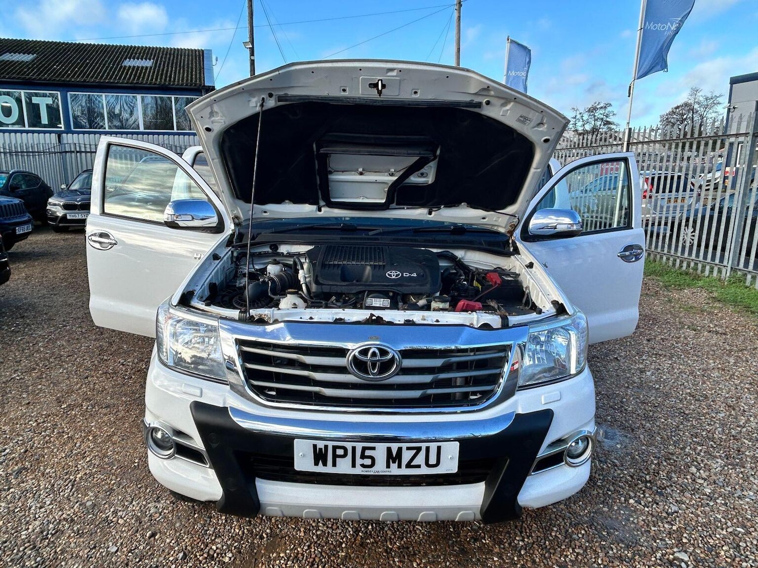 Used Toyota Hilux 2015 for sale - 77802370: Photo 14