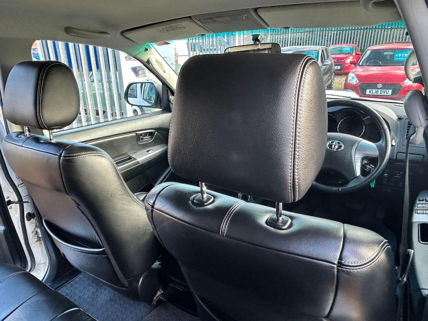 Used Toyota Hilux 2015 for sale - 77802370: Photo 26