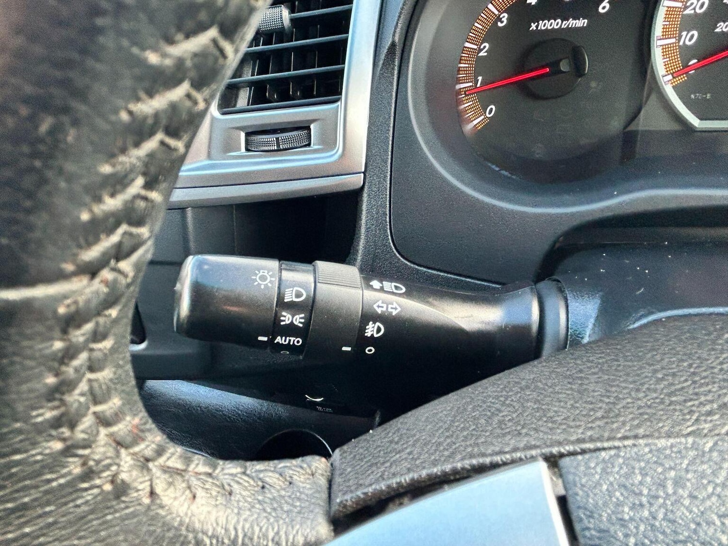 Used Toyota Hilux 2015 for sale - 77802370: Photo 42