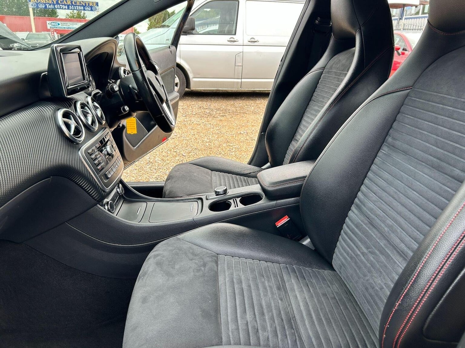 Used Mercedes-Benz A-Class 2014 for sale - 77937838: Photo 24