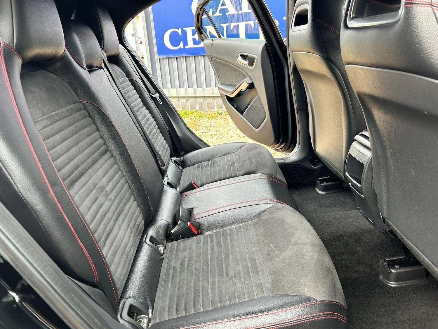 Used Mercedes-Benz A-Class 2014 for sale - 77937838: Photo 30