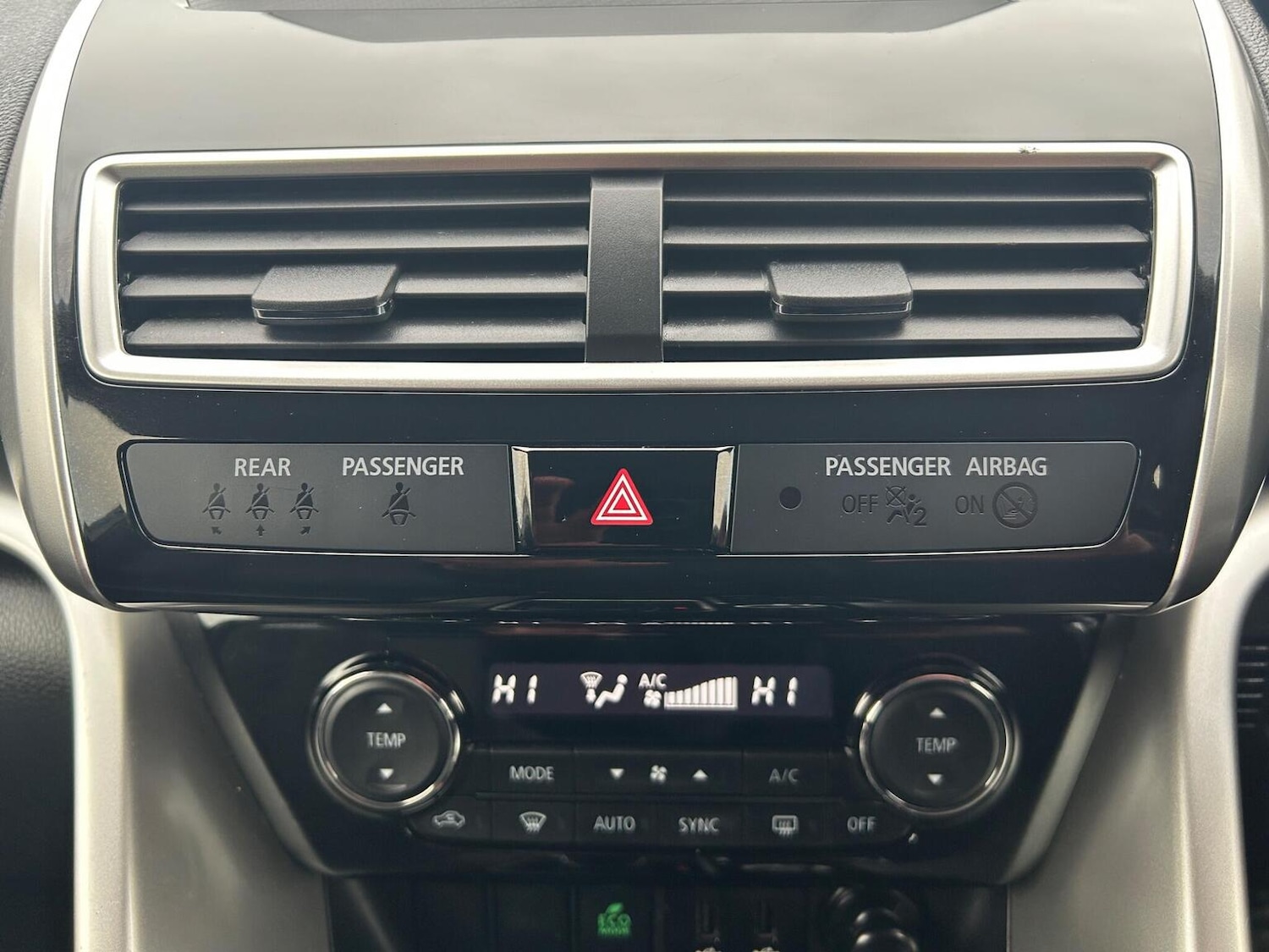 Used Mitsubishi Eclipse Cross 2018 for sale - 78045684: Photo 32