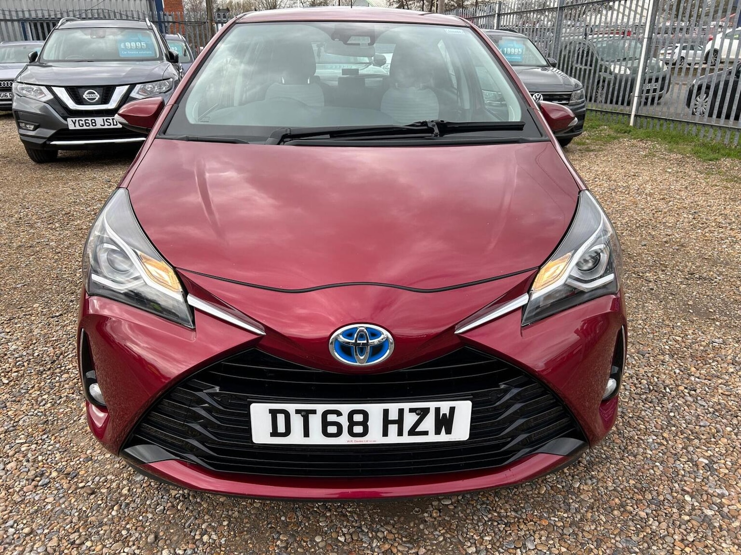 Used Toyota Yaris 2019 for sale - 77822338: Photo 2