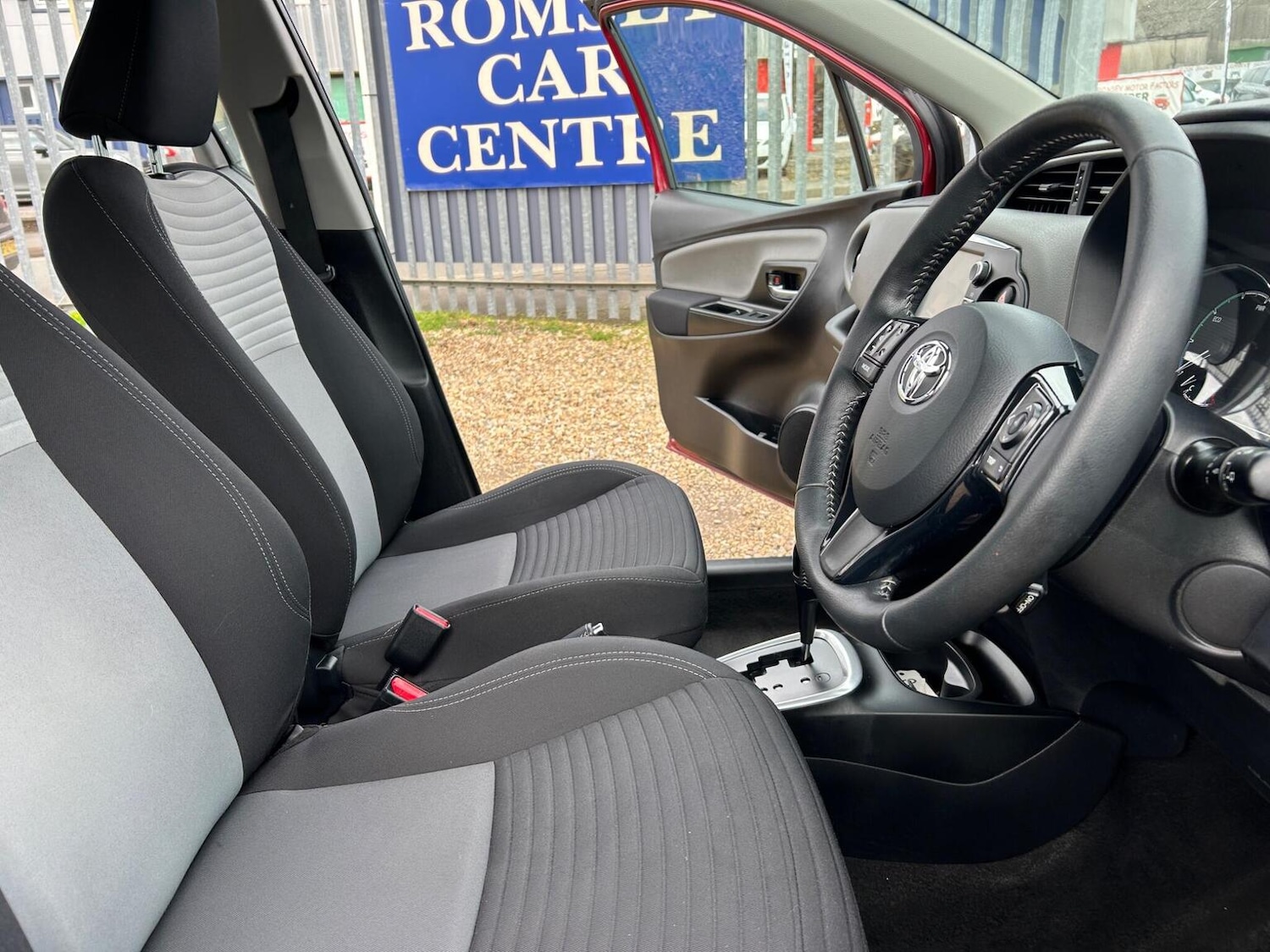 Used Toyota Yaris 2019 for sale - 77822338: Photo 20