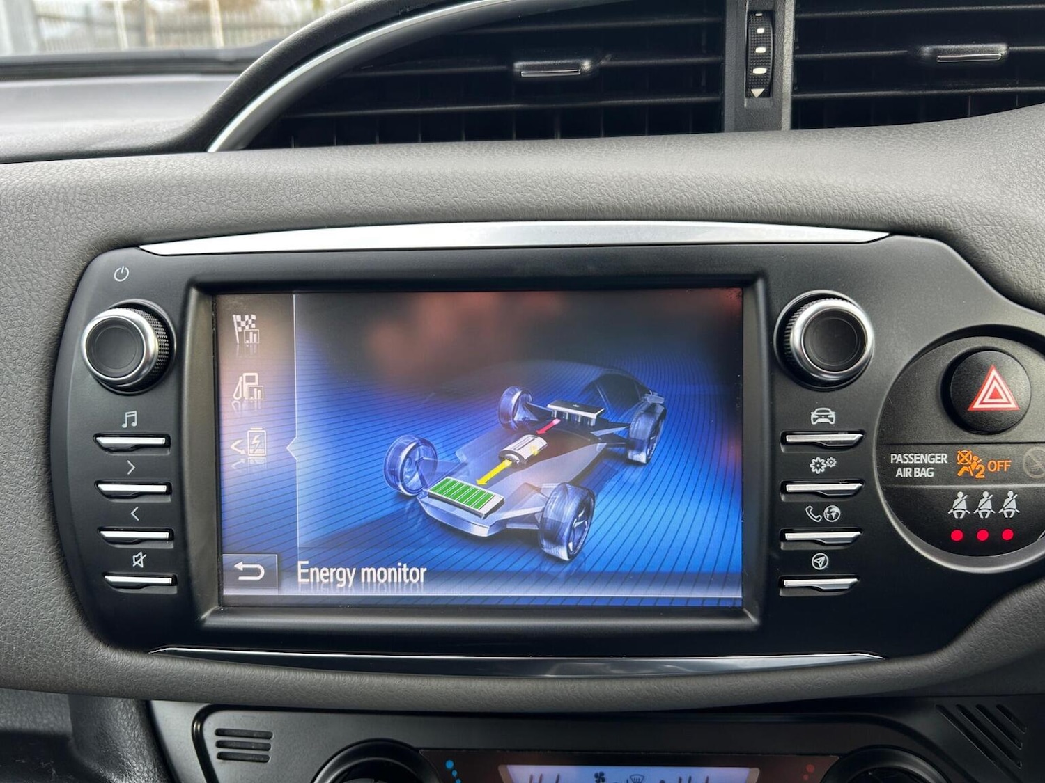 Used Toyota Yaris 2019 for sale - 77822338: Photo 33