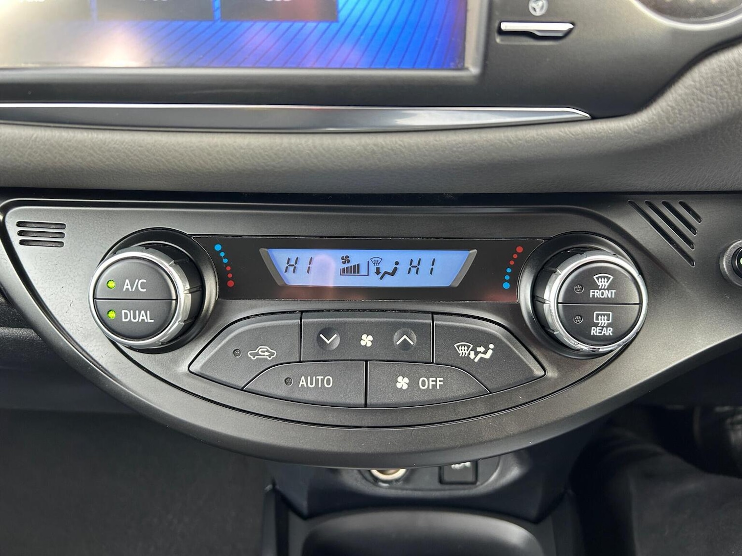 Used Toyota Yaris 2019 for sale - 77822338: Photo 36