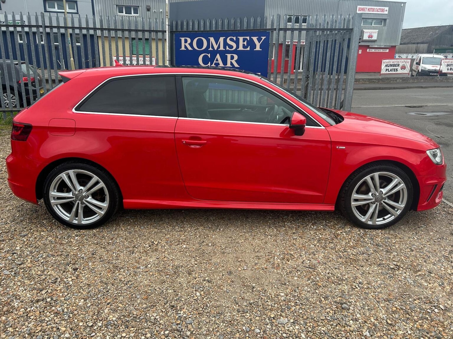 Used Audi A3 2014 for sale - 78125189: Photo 8
