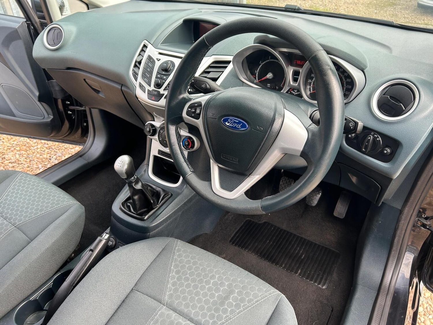 Used Ford Fiesta 2010 for sale - 78084481: Photo 16