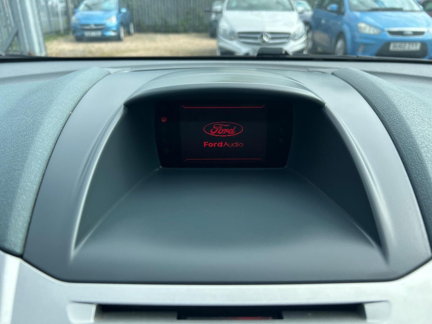 Used Ford Fiesta 2010 for sale - 78084481: Photo 26