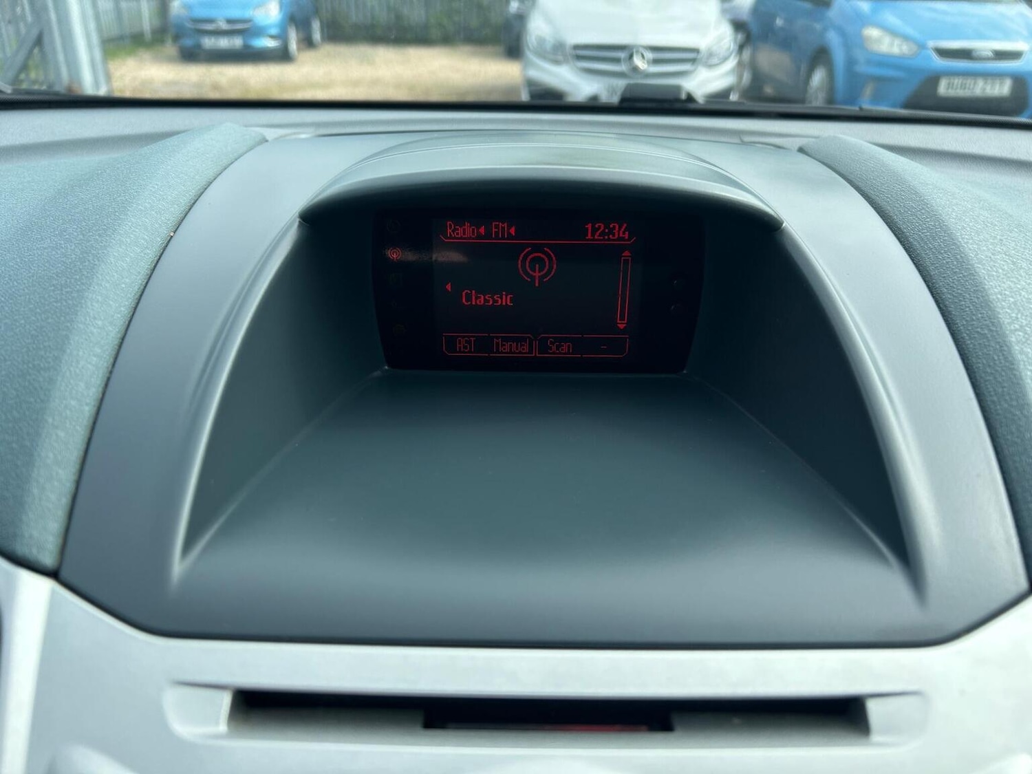 Used Ford Fiesta 2010 for sale - 78084481: Photo 27