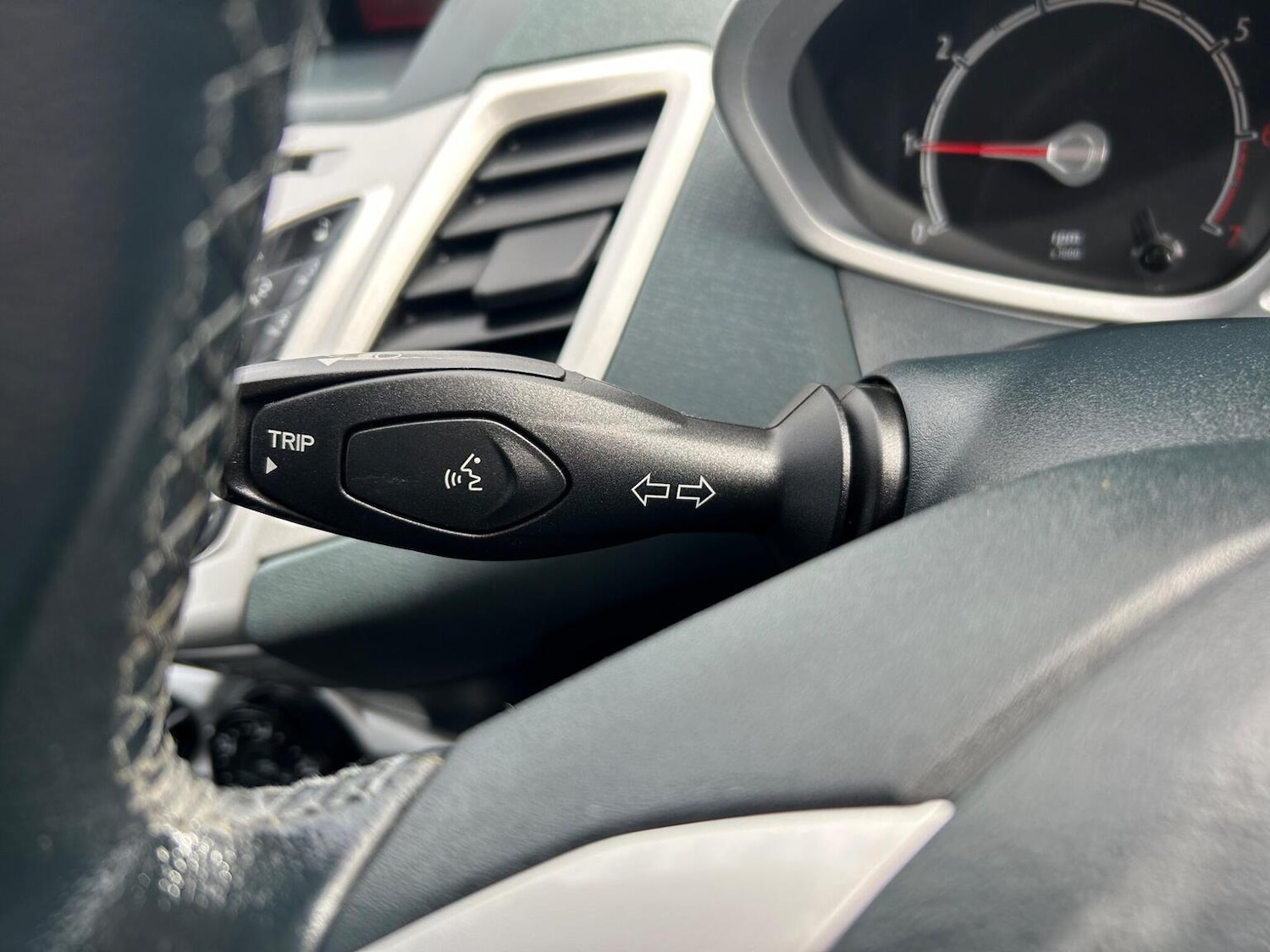 Used Ford Fiesta 2010 for sale - 78084481: Photo 33