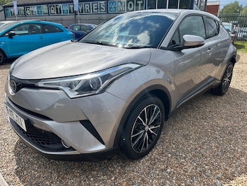 Used Toyota C-HR 2018 for sale - 78558840: Photo