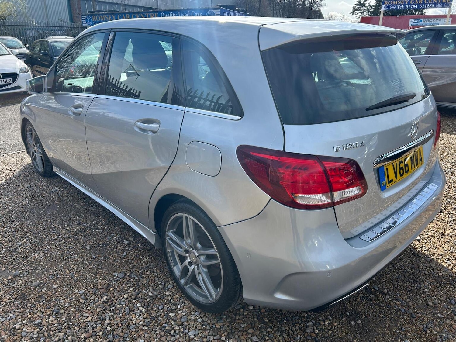 Used Mercedes-Benz B Class 2016 for sale - 77822306: Photo 5