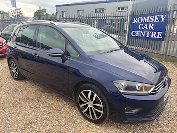 Used Volkswagen Golf SV 2017 for sale - 78502564: Photo