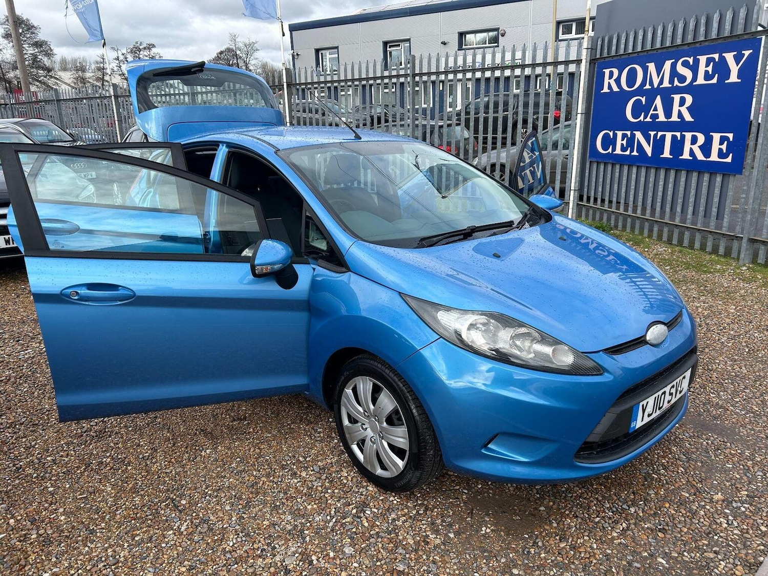 Used Ford Fiesta 2011 for sale - 77802378: Photo 16