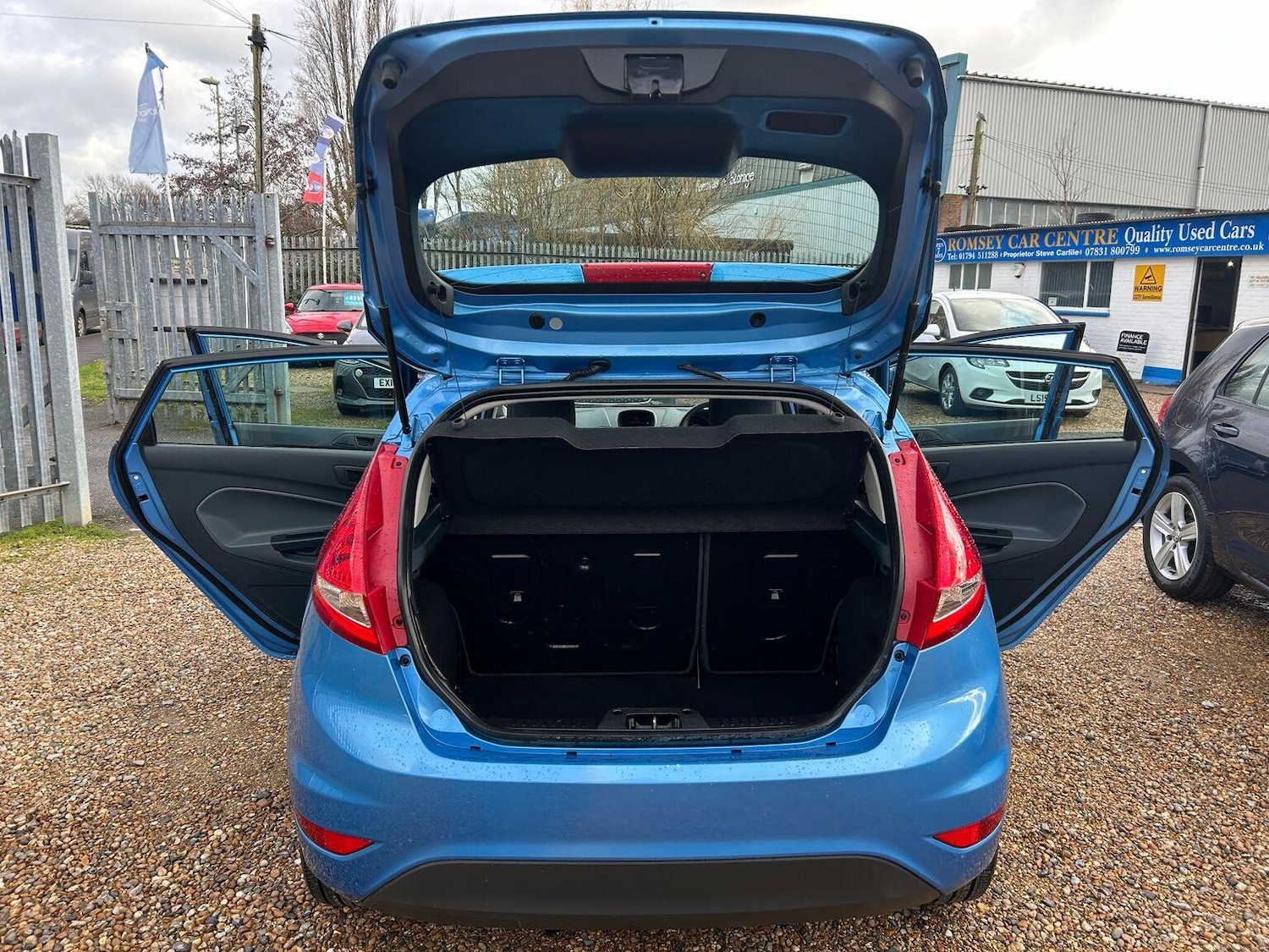 Used Ford Fiesta 2011 for sale - 77802378: Photo 17