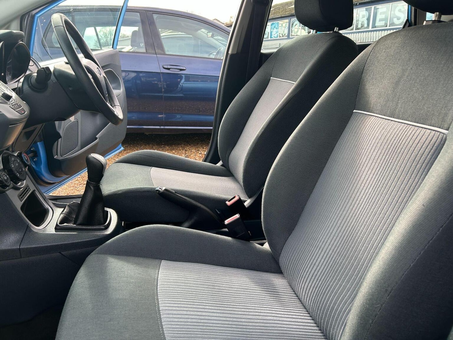 Used Ford Fiesta 2011 for sale - 77802378: Photo 24