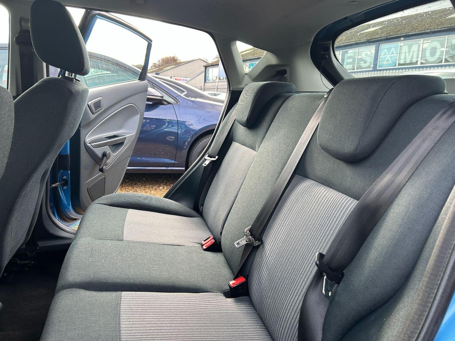 Used Ford Fiesta 2011 for sale - 77802378: Photo 31