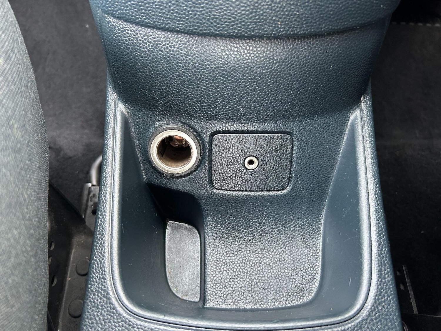 Used Ford Fiesta 2011 for sale - 77802378: Photo 38