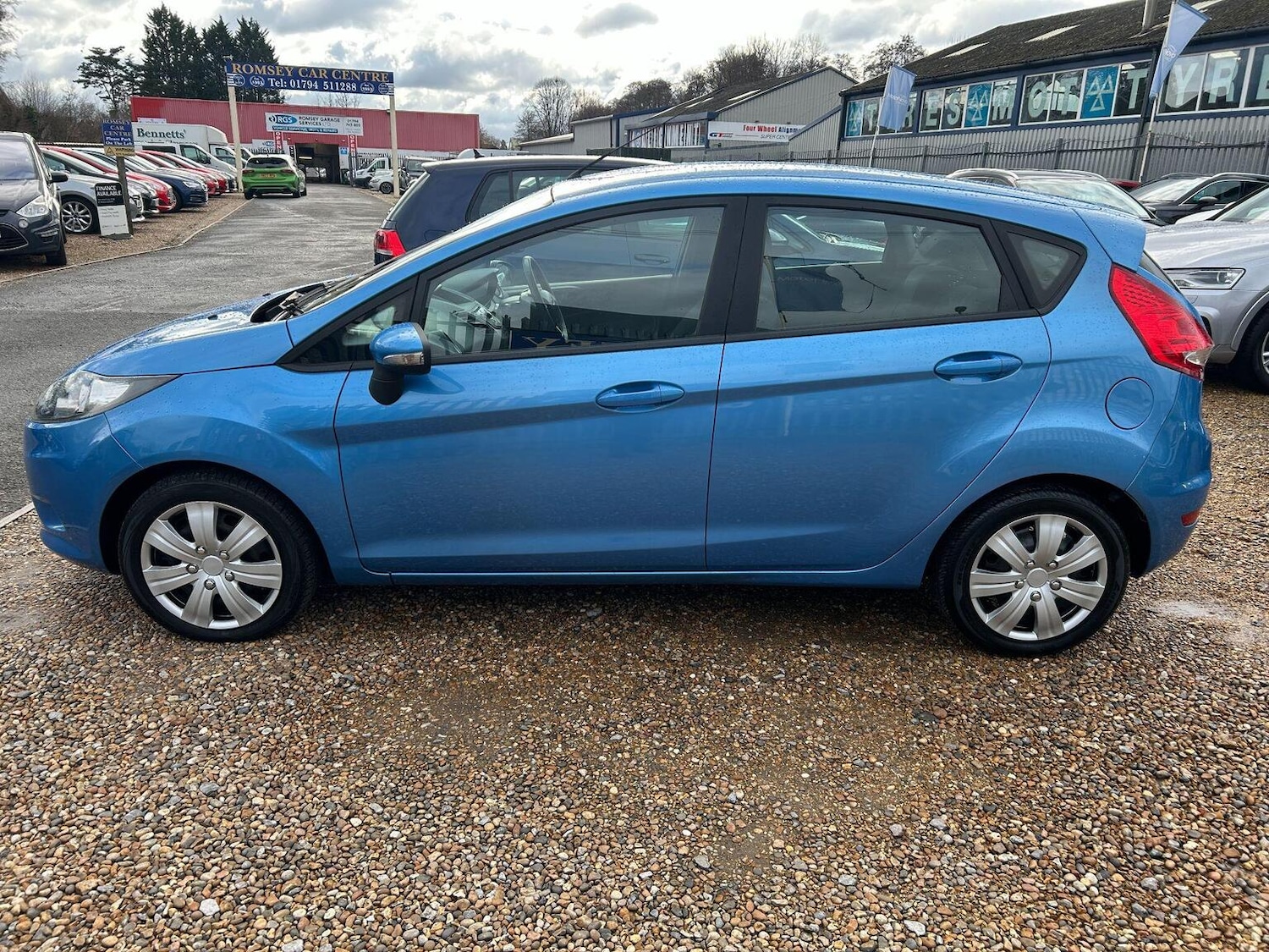 Used Ford Fiesta 2011 for sale - 77802378: Photo 4
