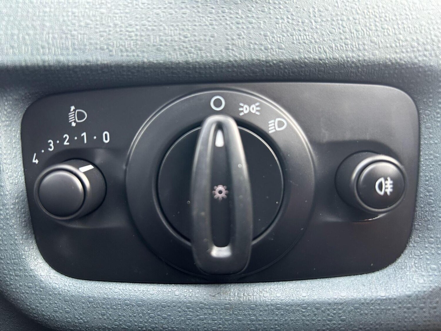 Used Ford Fiesta 2011 for sale - 77802378: Photo 43