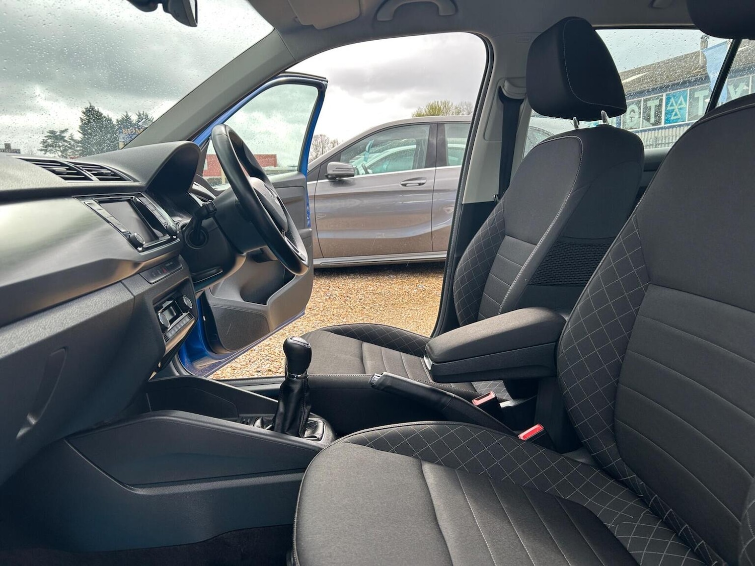 Used Skoda Fabia 2015 for sale - 77880932: Photo 25