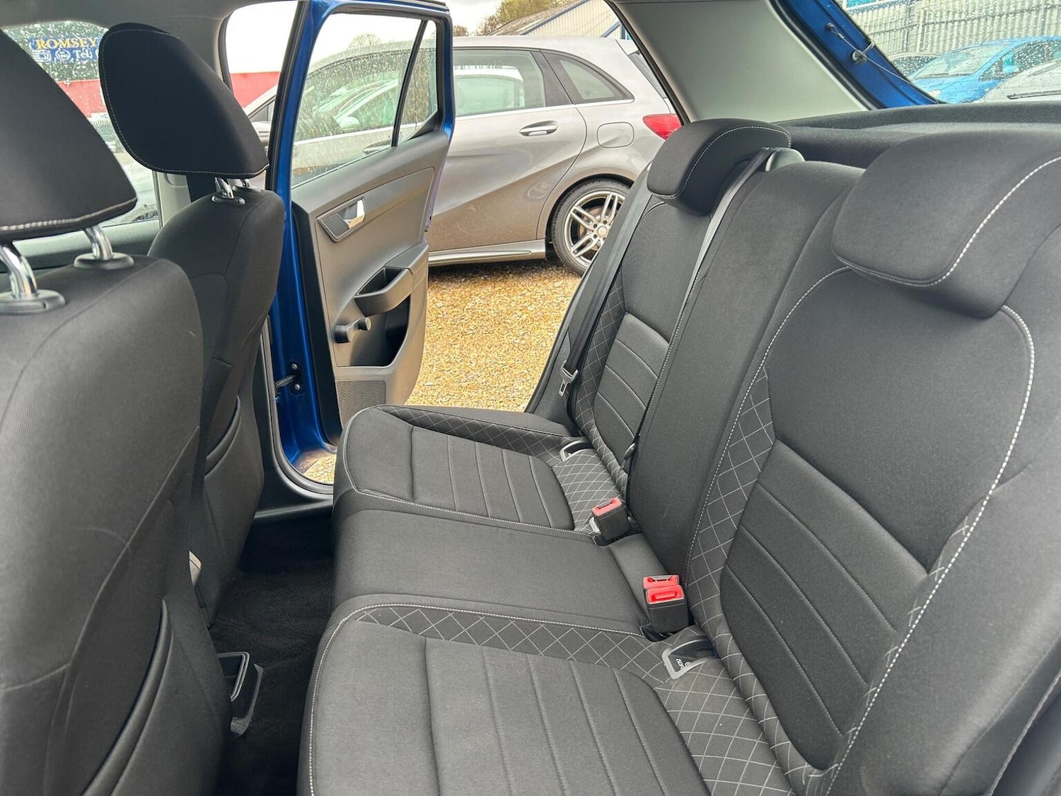 Used Skoda Fabia 2015 for sale - 77880932: Photo 29