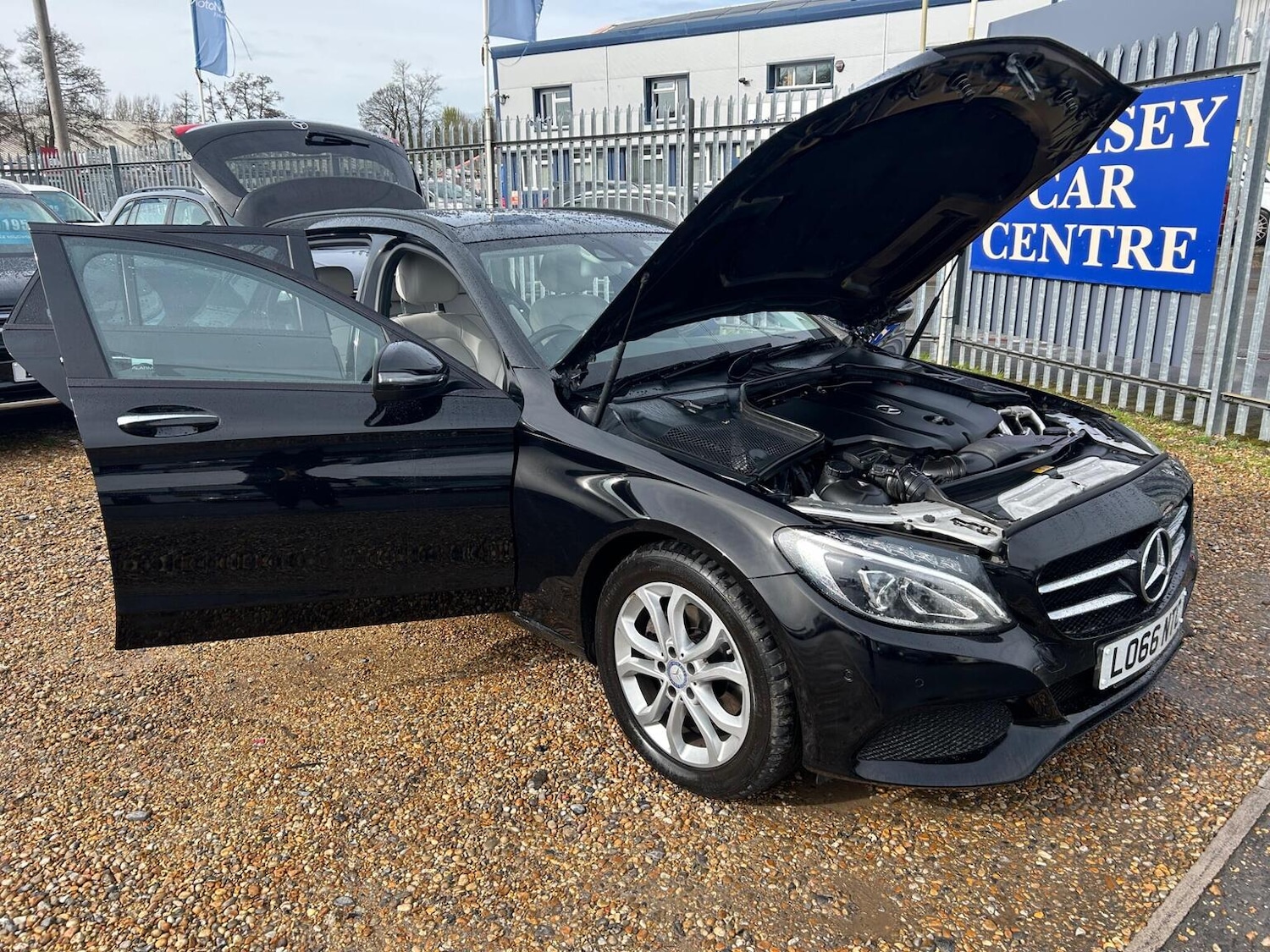 Used Mercedes-Benz C Class 2016 for sale - 77880941: Photo 13