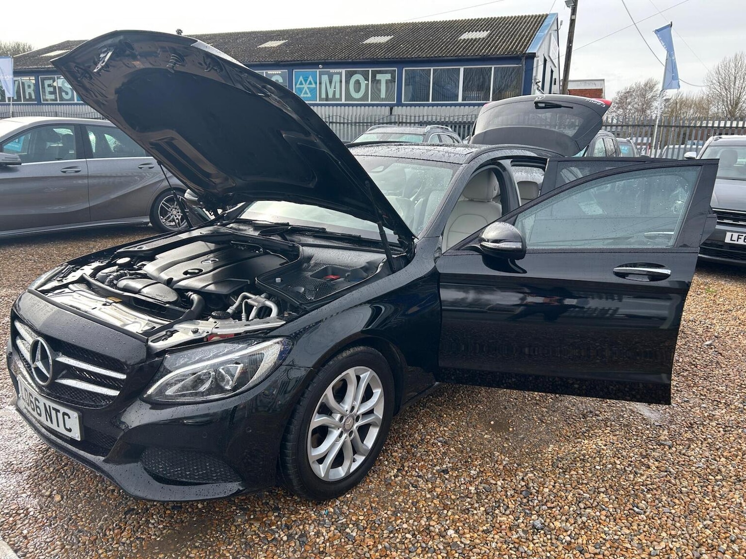 Used Mercedes-Benz C Class 2016 for sale - 77880941: Photo 15