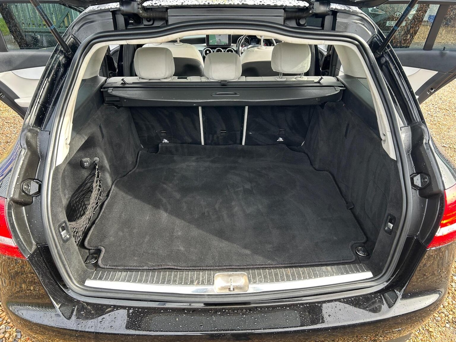 Used Mercedes-Benz C Class 2016 for sale - 77880941: Photo 17