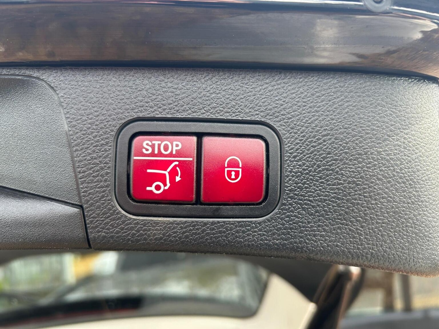 Used Mercedes-Benz C Class 2016 for sale - 77880941: Photo 18