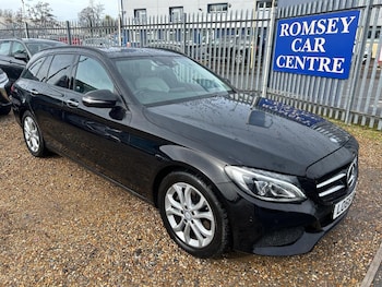 Used Mercedes-Benz C Class 2016 for sale - 77880941: Photo