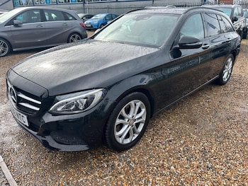 Used Mercedes-Benz C Class 2016 for sale - 77880941: Photo