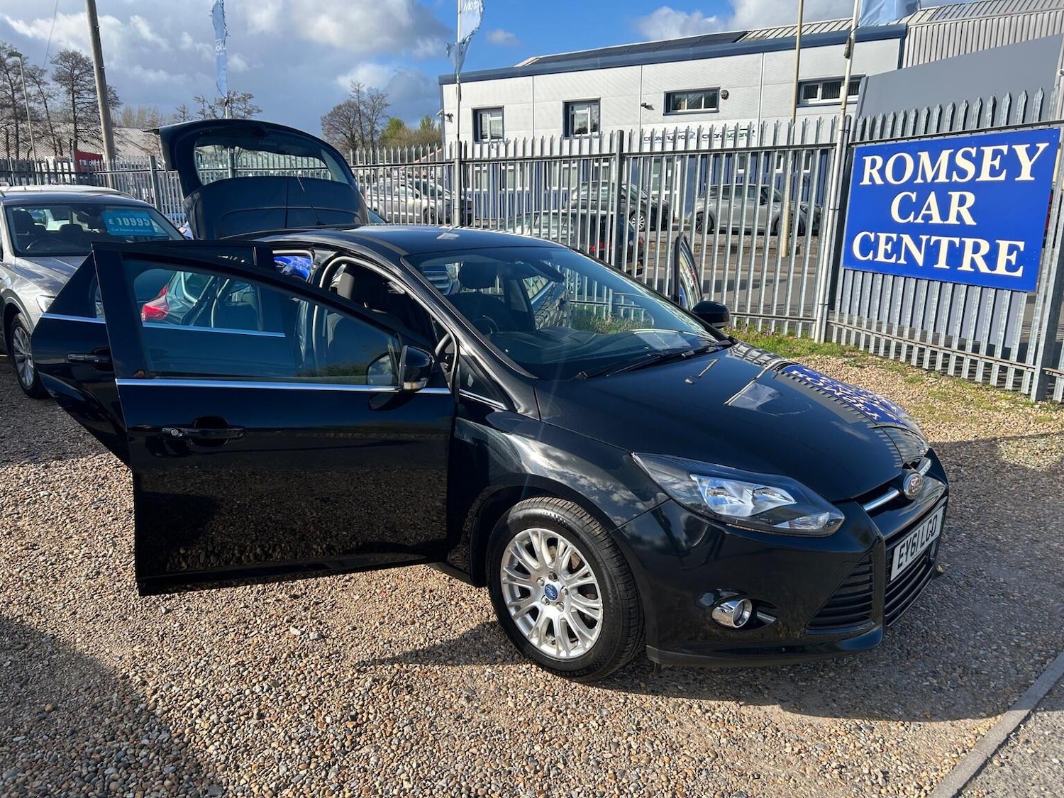 Used Ford Focus 2011 for sale - 78018359: Photo 13