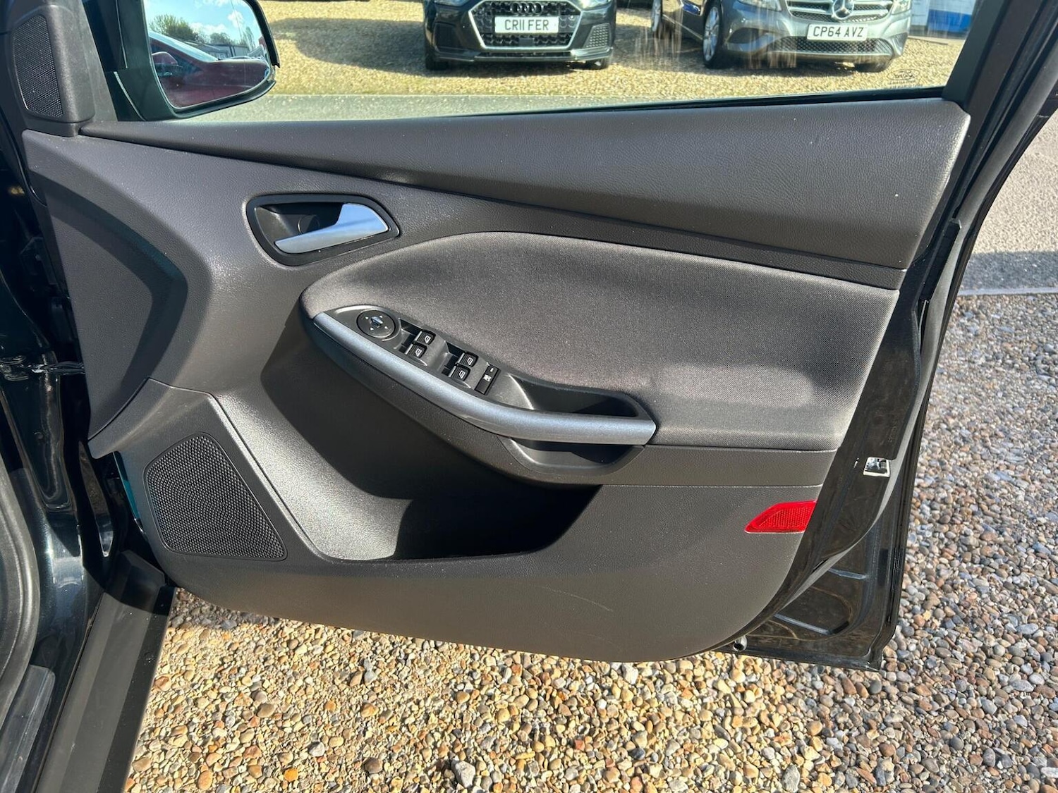 Used Ford Focus 2011 for sale - 78018359: Photo 19