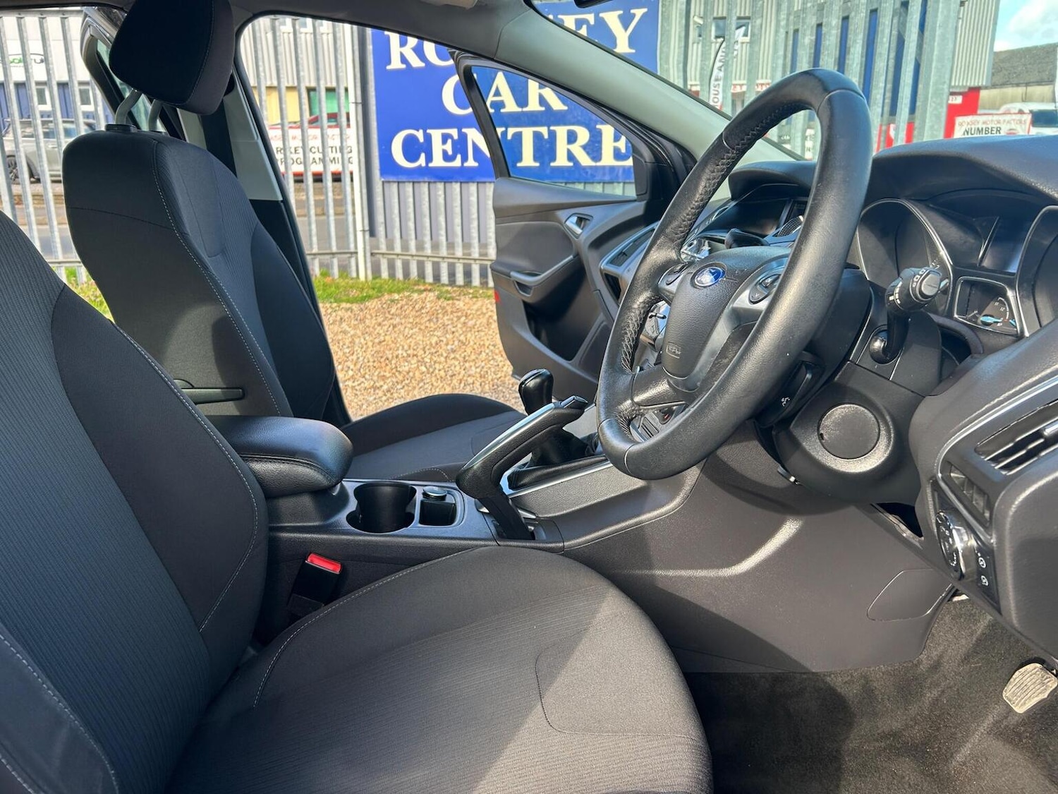 Used Ford Focus 2011 for sale - 78018359: Photo 21