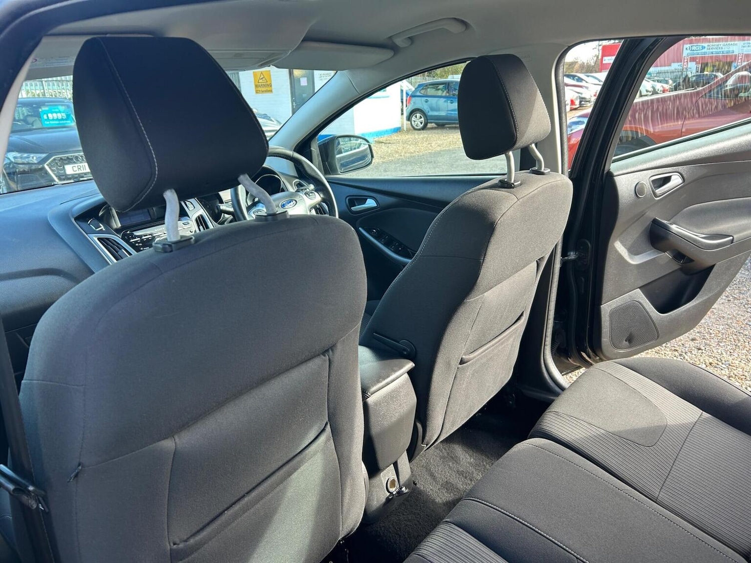 Used Ford Focus 2011 for sale - 78018359: Photo 26