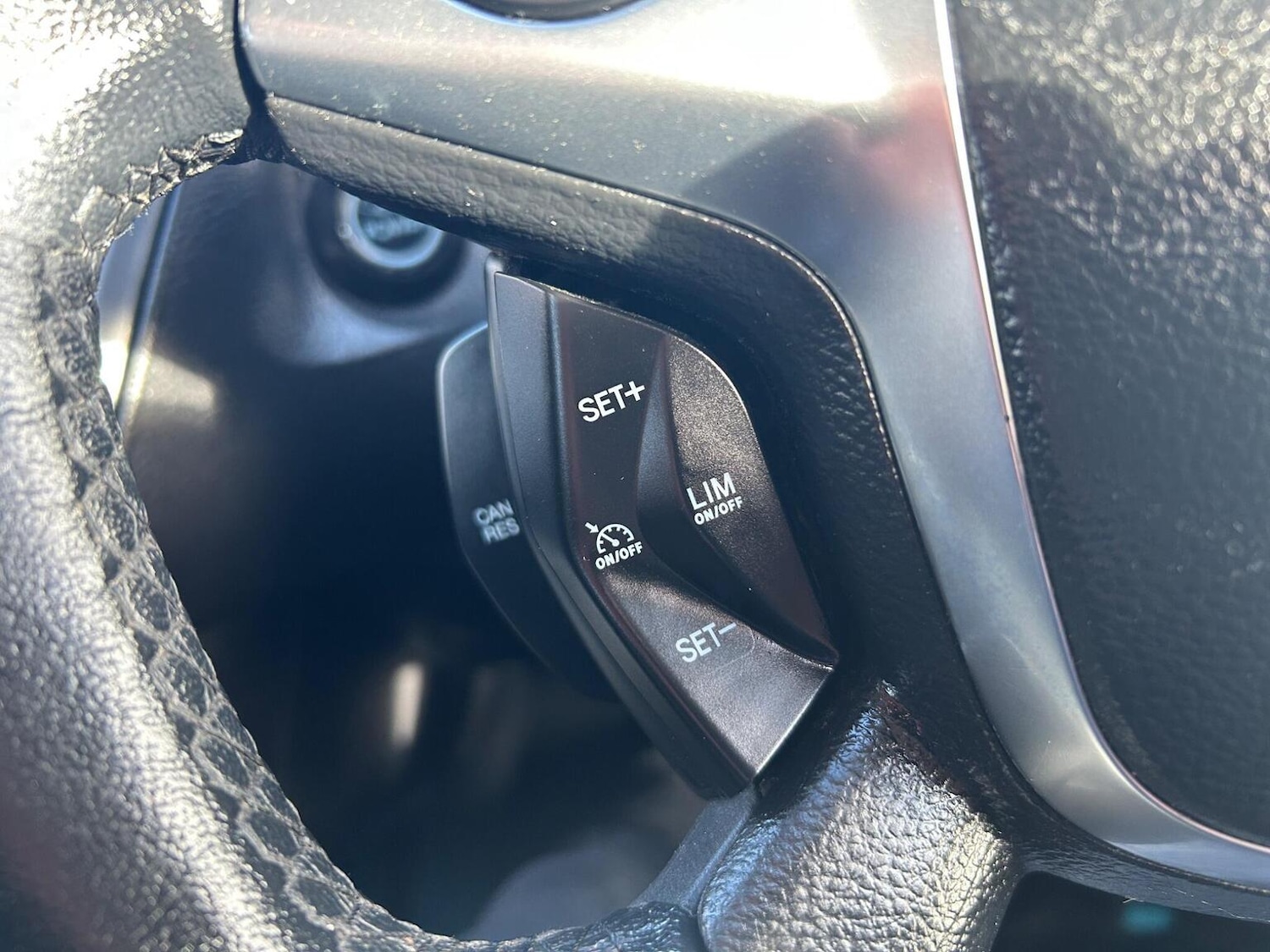 Used Ford Focus 2011 for sale - 78018359: Photo 42