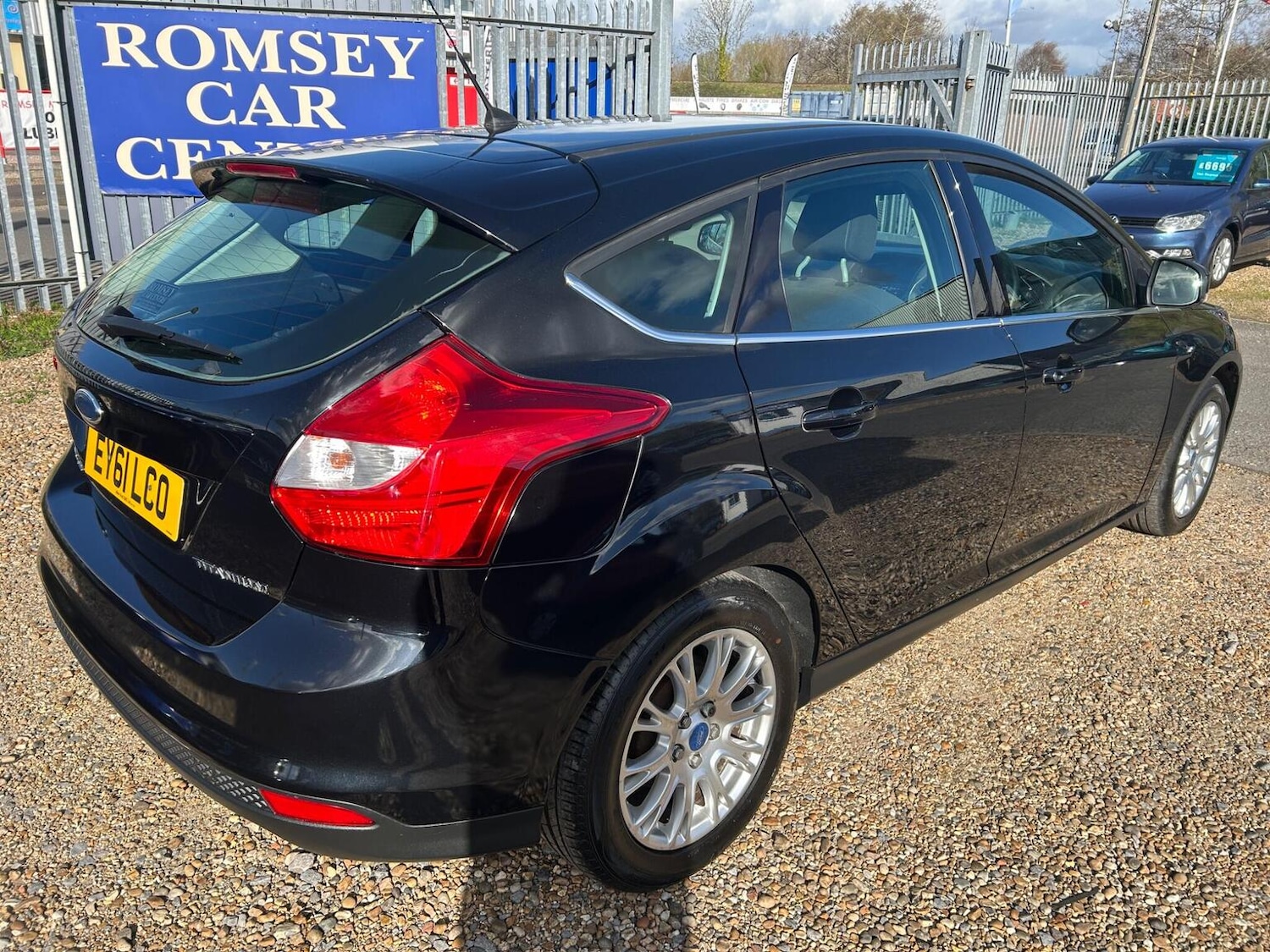 Used Ford Focus 2011 for sale - 78018359: Photo 7