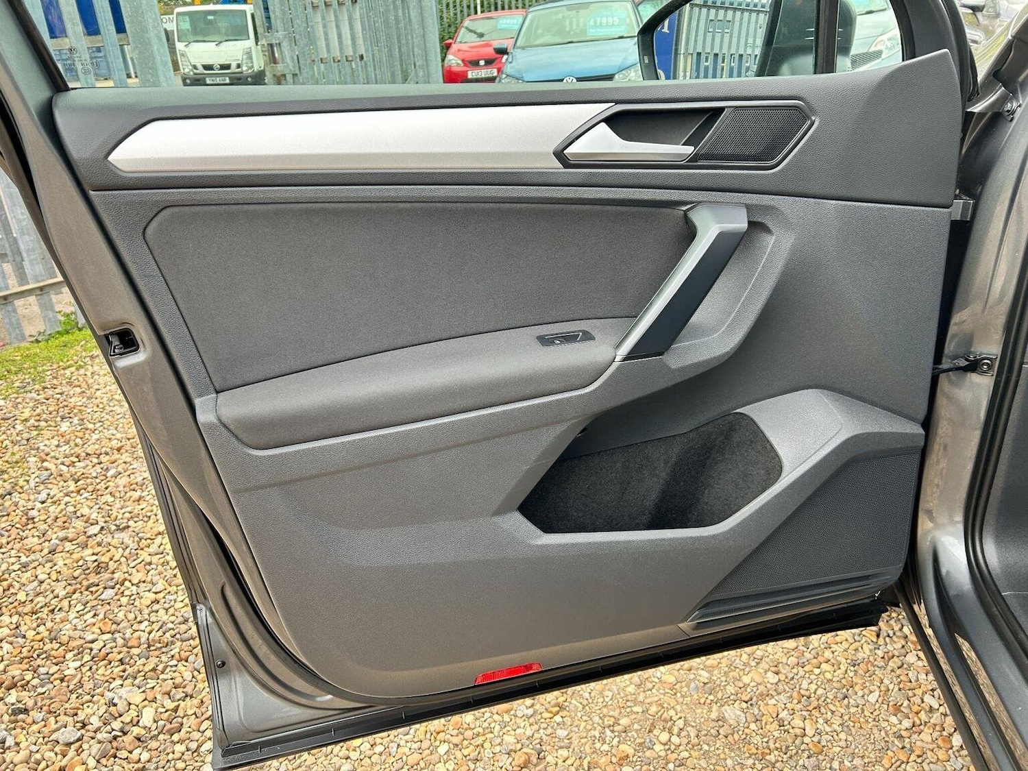 Used Volkswagen Tiguan 2016 for sale - 77802355: Photo 15